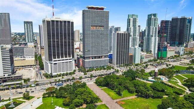 Building Photo - 50 Biscayne Blvd