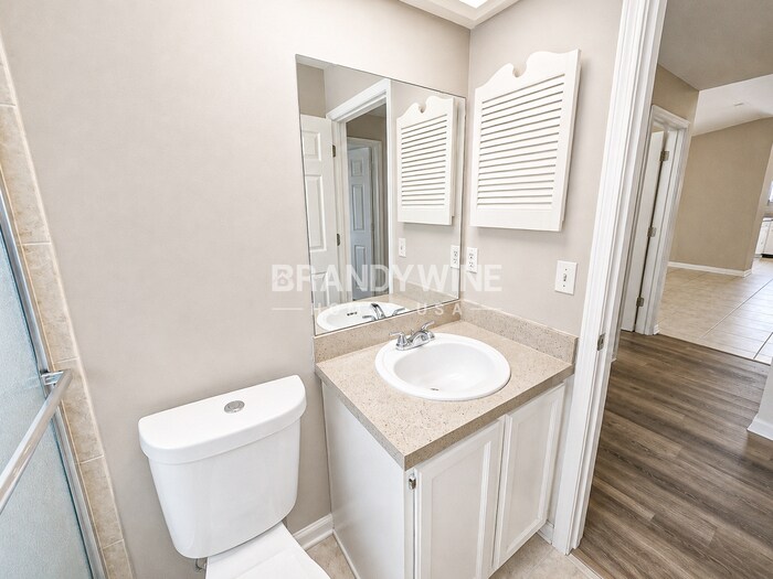 Building Photo - 7768 Rockridge Dr W