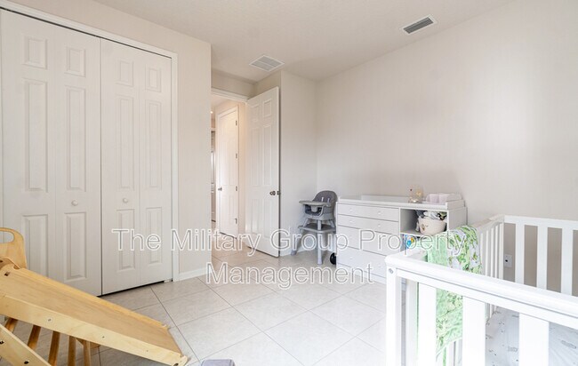 Building Photo - 1837 Amberly Dr