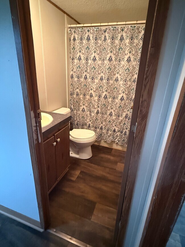 Building Photo - 5991 Friendship Rd