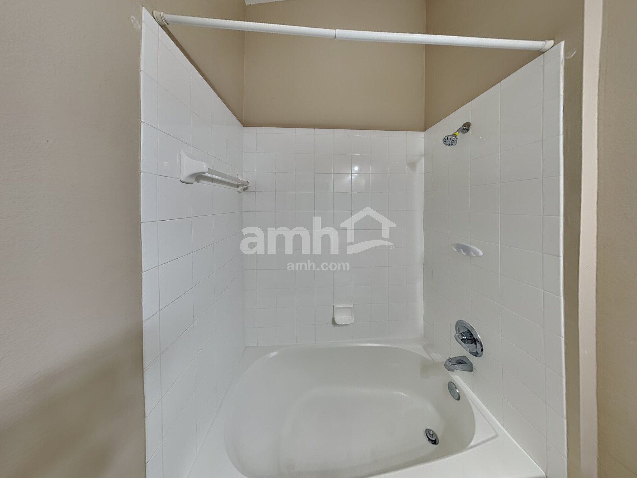 Building Photo - 11719 Crest Creek Dr