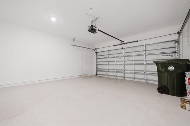 Building Photo - 2910 Black Birch Dr