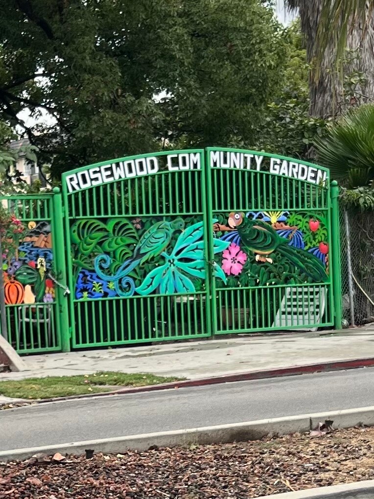 Community garden - 502 1/2 N Heliotrope Dr