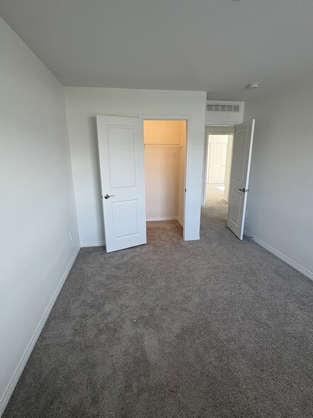 Bedroom2 - 657 Stone Hammer Ave