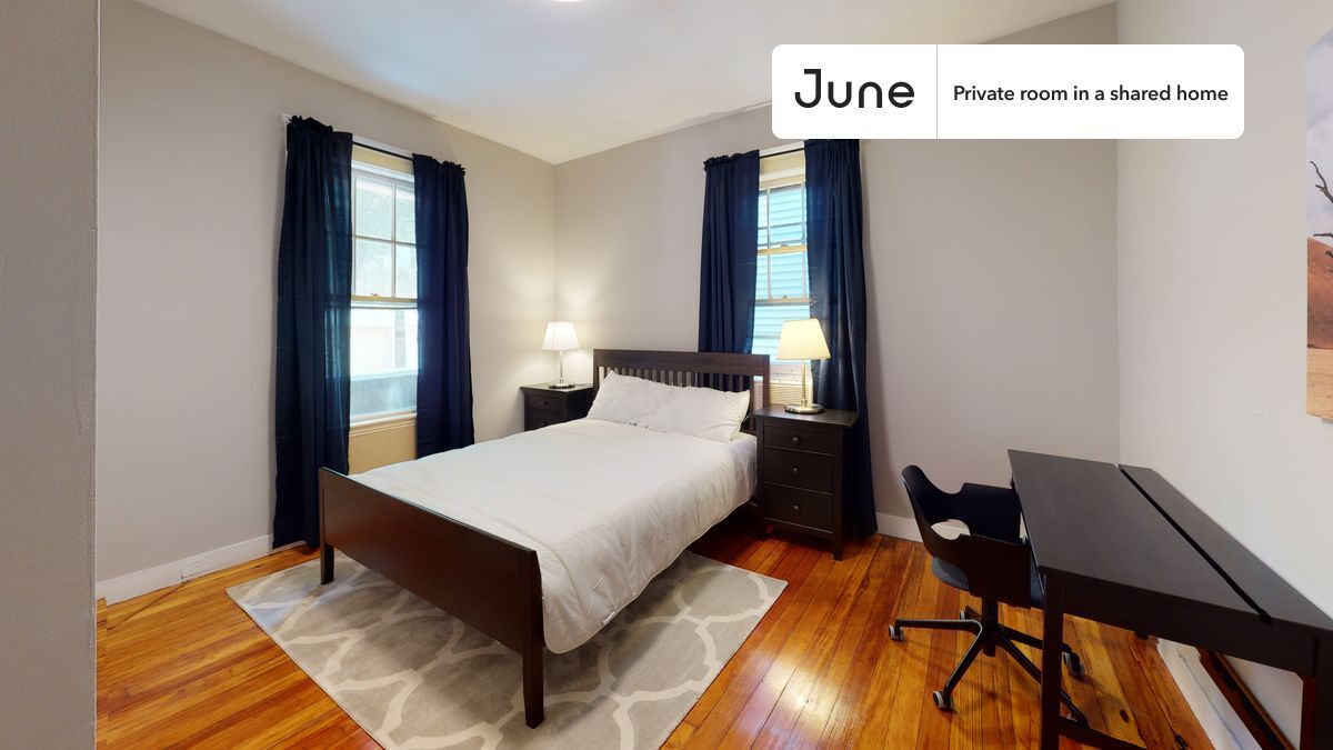 Building Photo - Room in Shared 4 bed/1 bath home