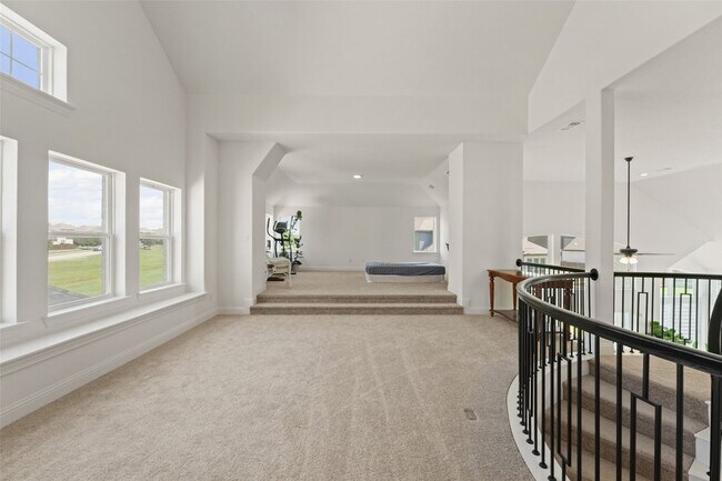 Building Photo - 2820 Shadybrook Dr