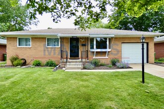 Building Photo - Spacious 3 Bedroom + Office Home in Maumee with New Appliances & Finished Basement