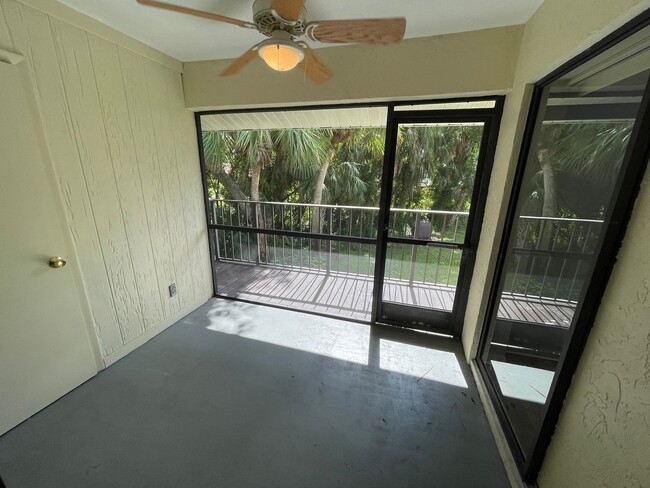 Building Photo - ANNUAL RENTAL - 2 BED / 2 BATH - IN PINE H...