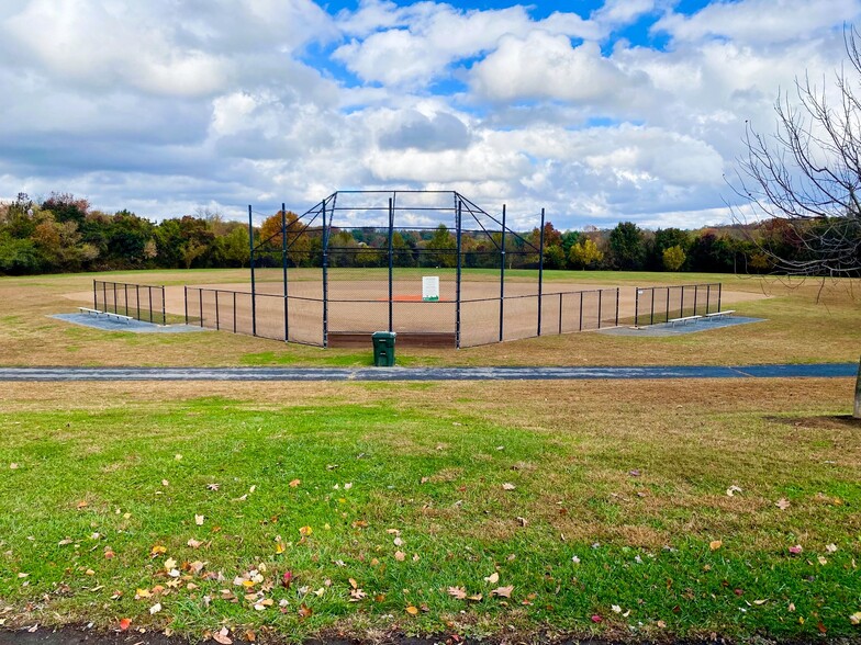 Building Photo - 9650 Marston Ln