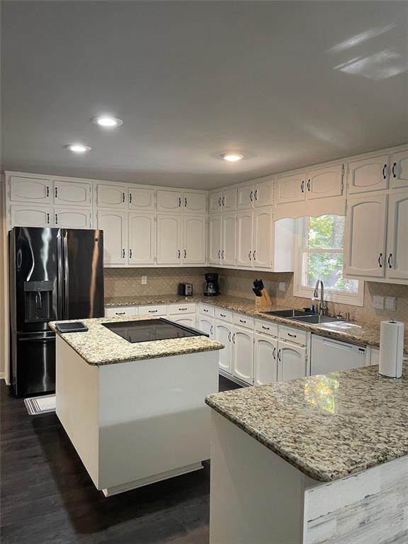 Building Photo - 2166 Lake Ridge Terrace