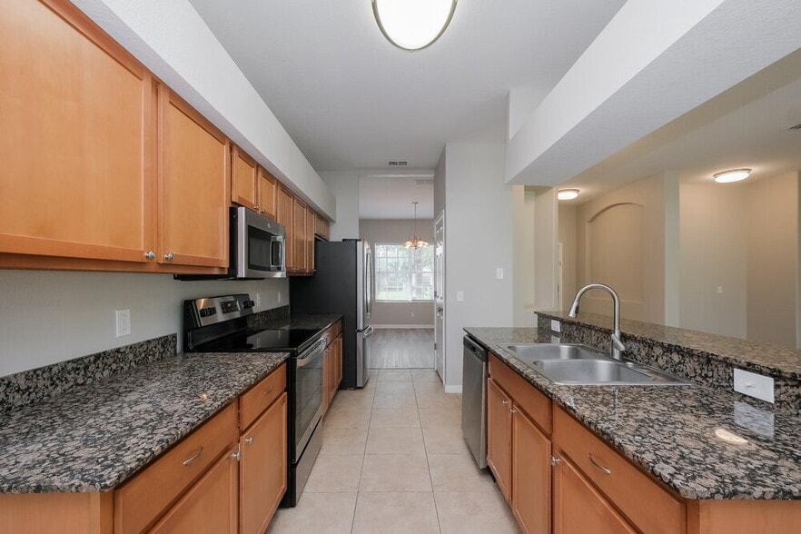 Building Photo - 13499 Teaberry Ln