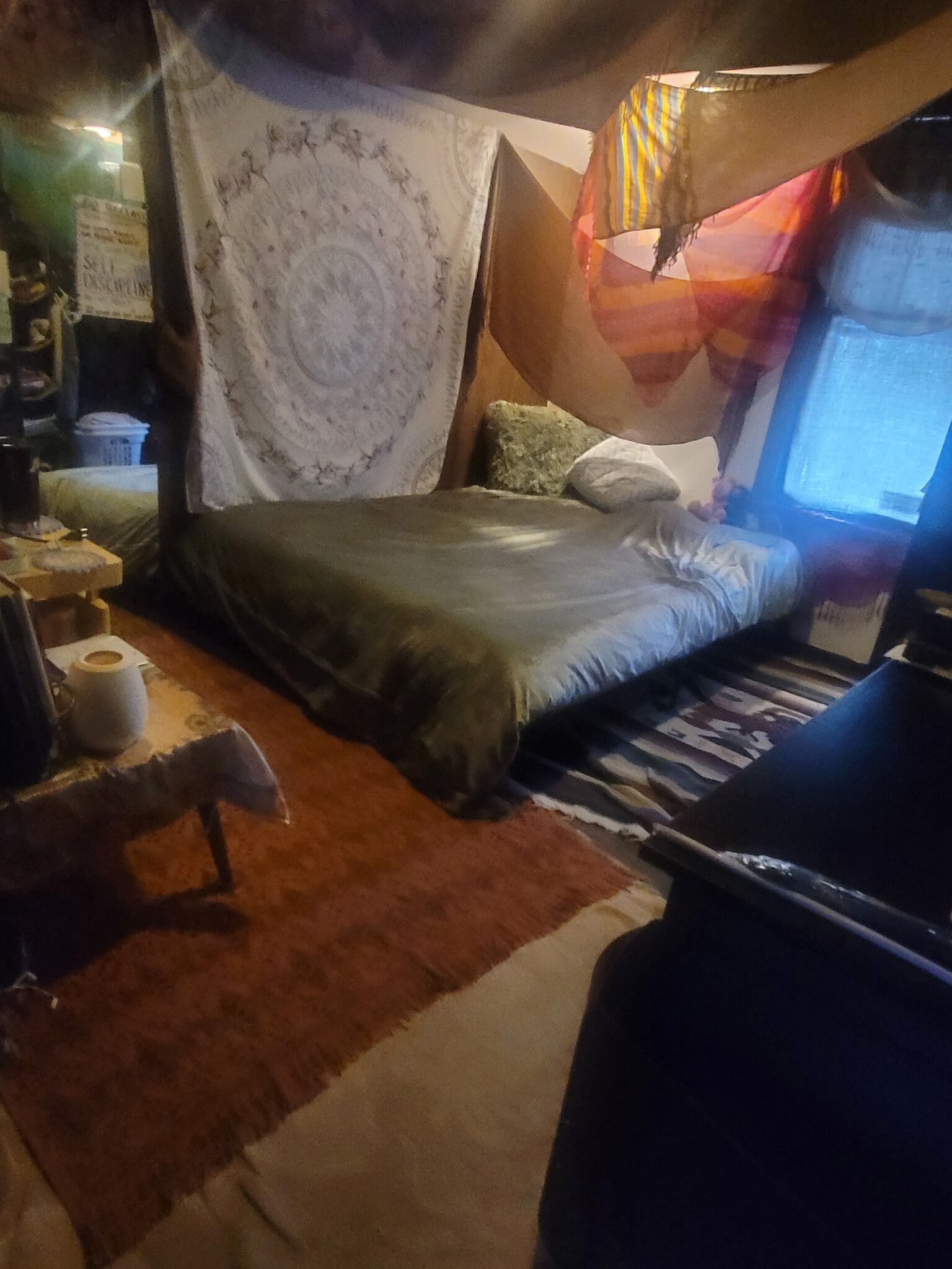 Building Photo - 1209 8th St SE