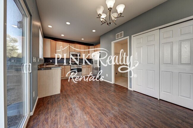 Building Photo - 7752 Blue Vail Way