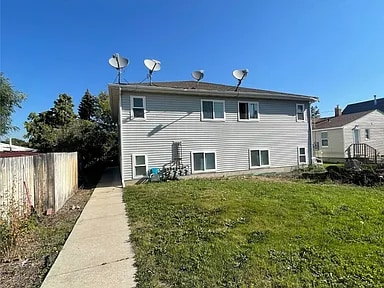 Building Photo - 1949 S 9th St W