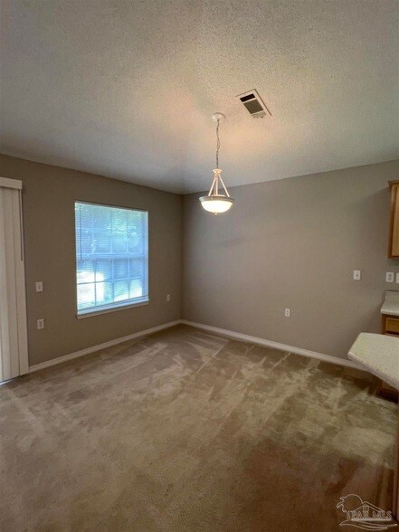 Building Photo - 5294 Overbrook Dr