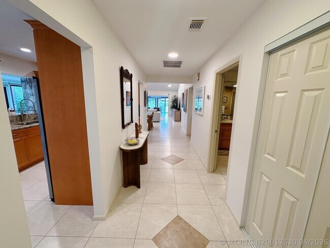 Building Photo - 21708 Tall Palm Cir