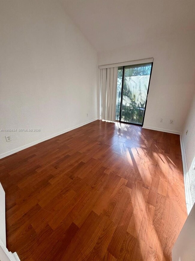 Building Photo - 15832 SW 91st Ct