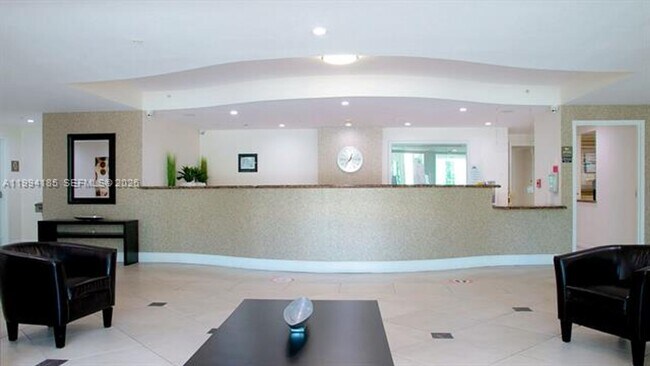 Building Photo - 18100 N Bay Rd