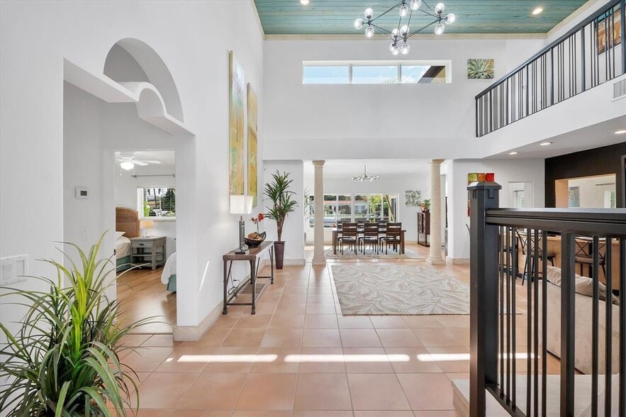 Building Photo - 2484 SE 12th St