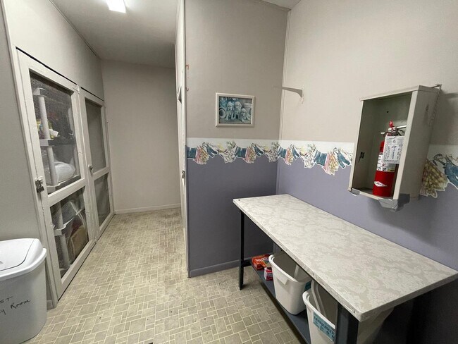 Building Photo - 250 NE 20th St