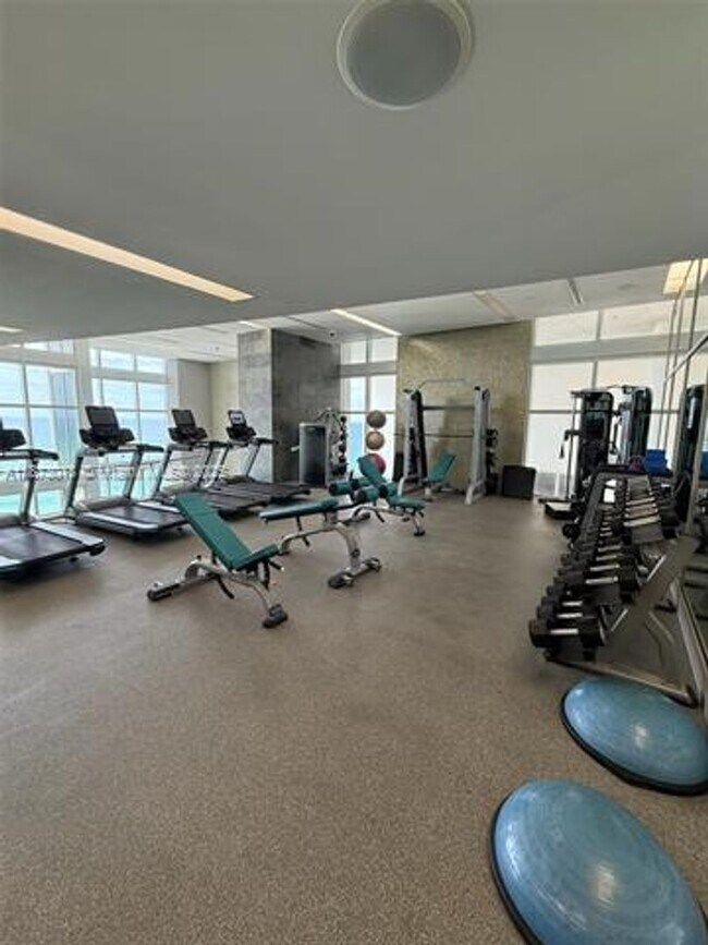 Building Photo - 18201 Collins Ave