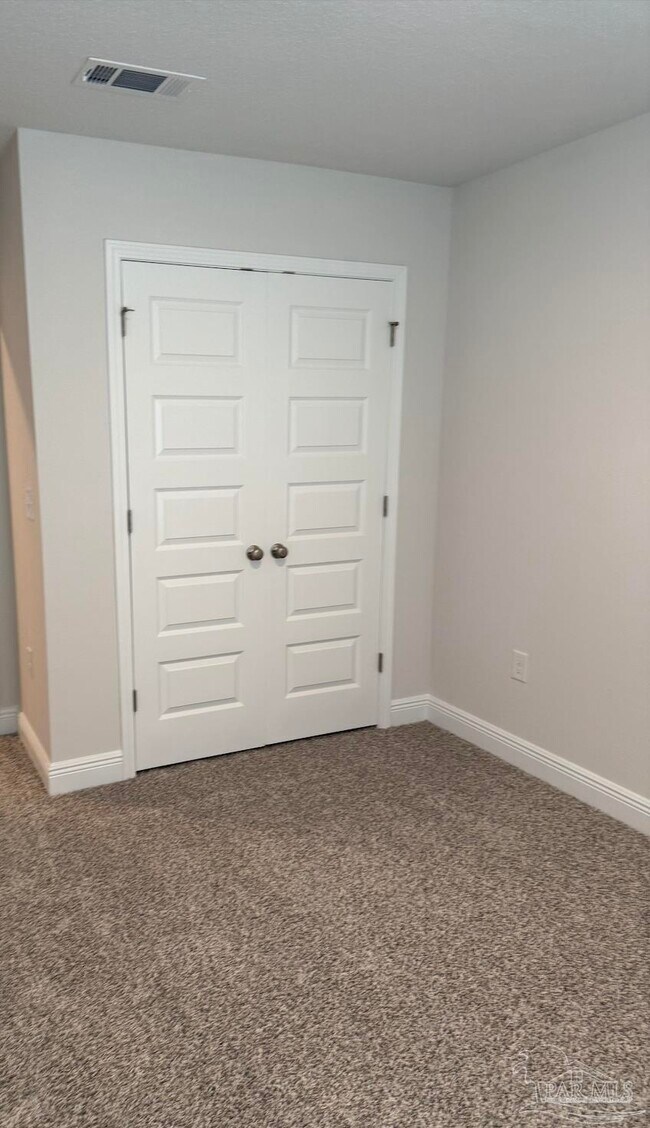 Building Photo - 3984 Pendragon Cir