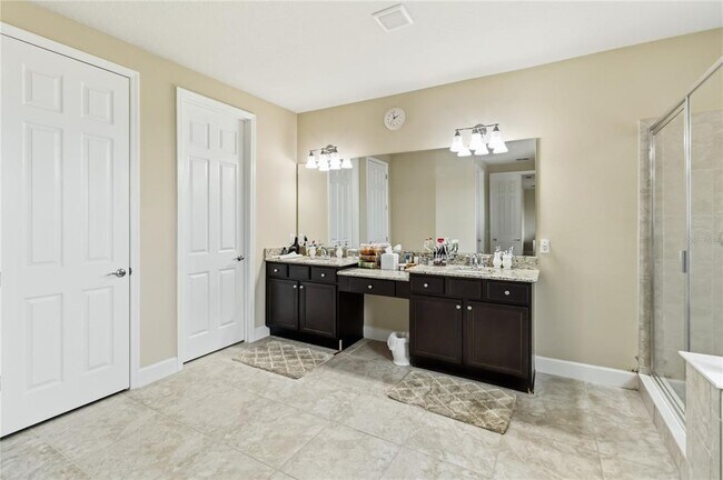 Building Photo - 12130 Uleta Ln