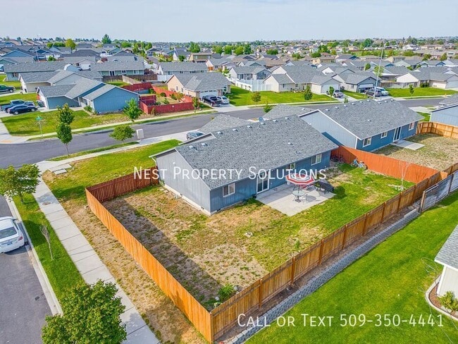 Building Photo - 1341 Shelby St
