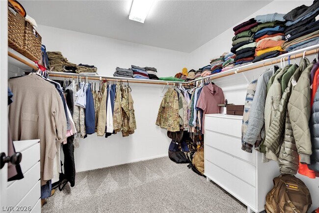 Building Photo - 11142 Romola St