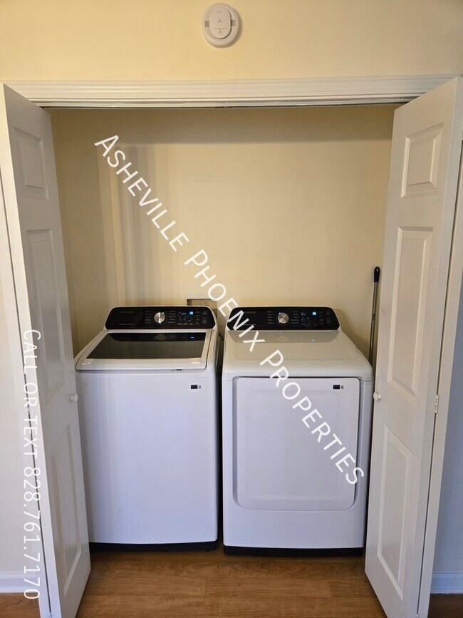 Building Photo - 148 Laurel Loop