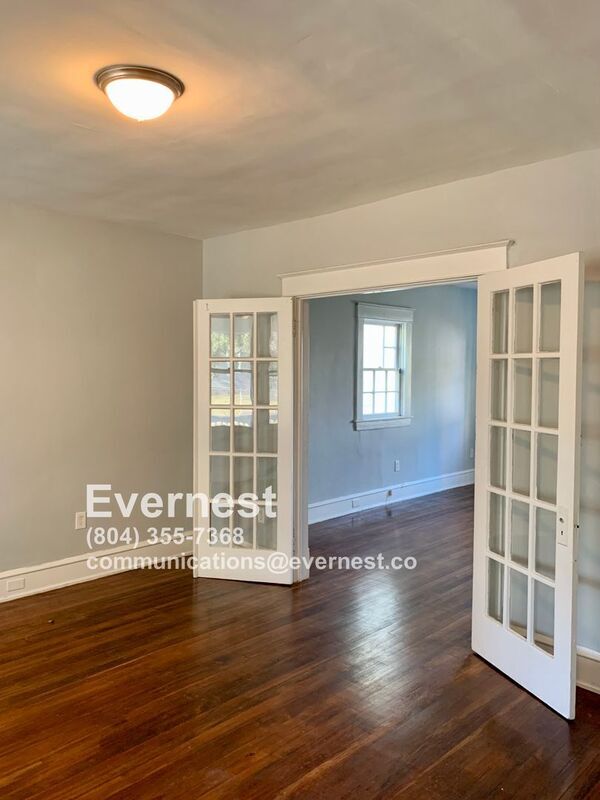 Building Photo - 1805 T St