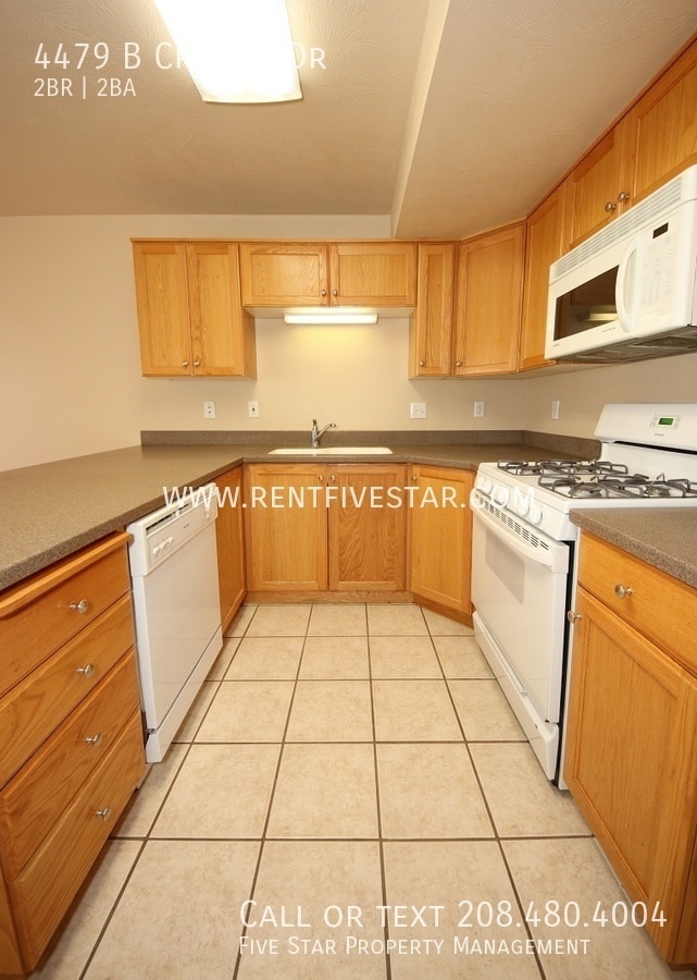 Building Photo - 4479 Chukar Dr