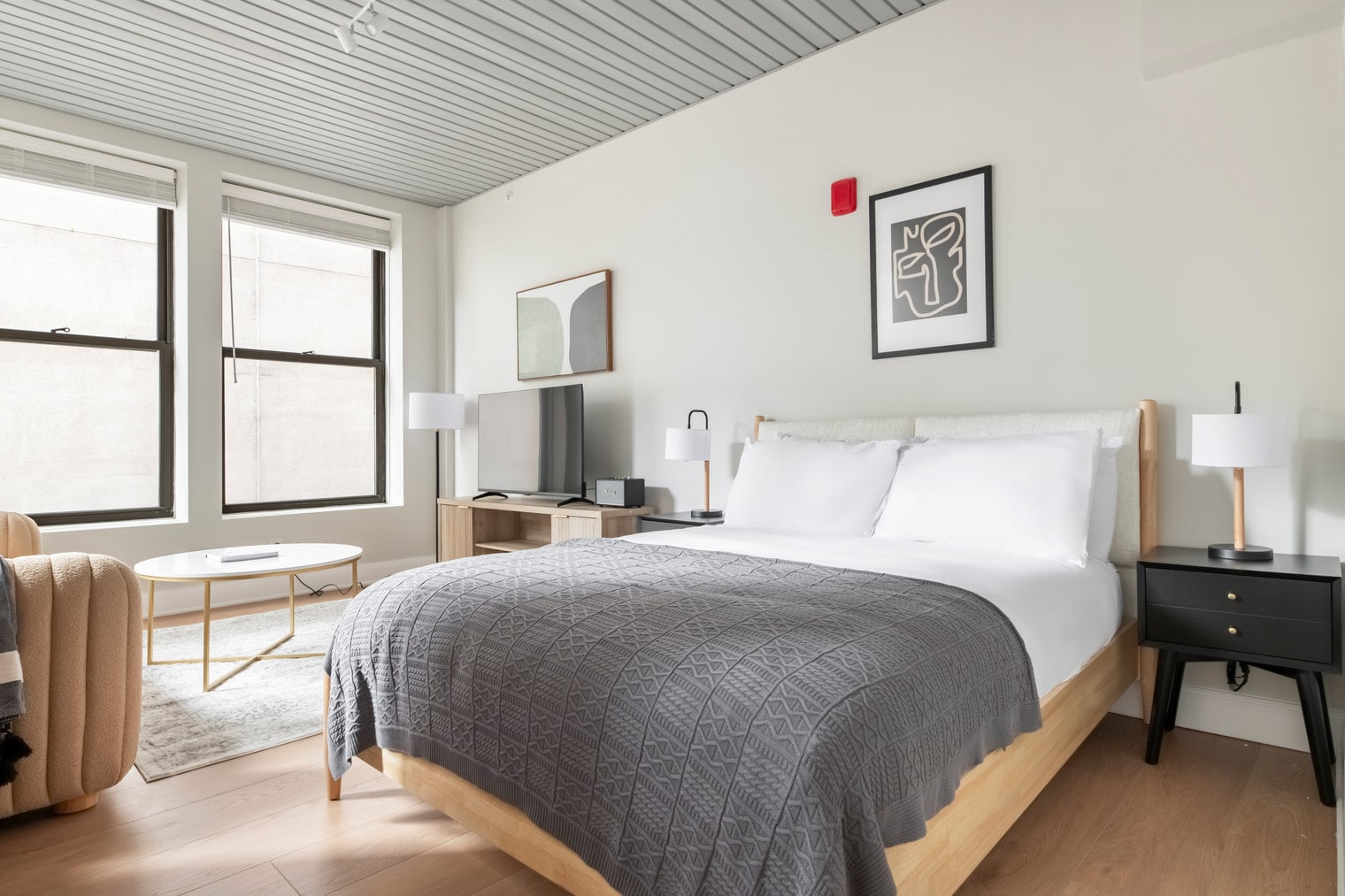 Building Photo - 44 Bromfield St