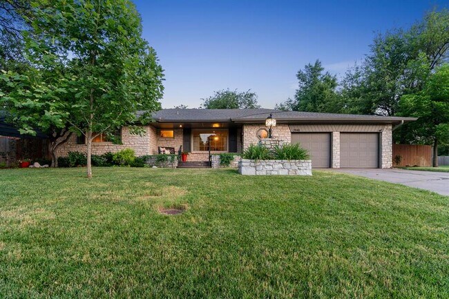 Primary Photo - 2948 Kerry Ln