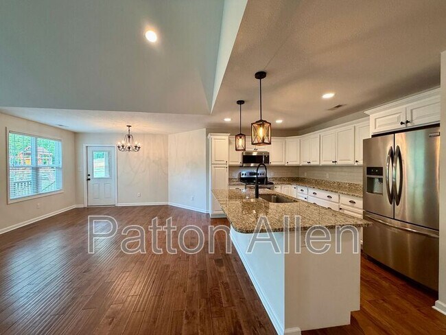 Building Photo - 47 Parrot Rd