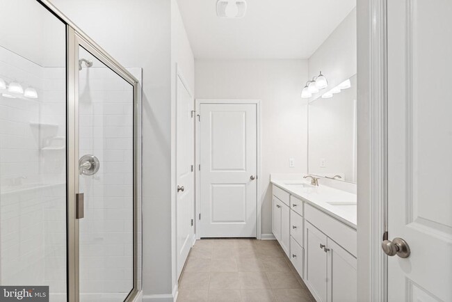 Building Photo - 54 Roberta Wy.