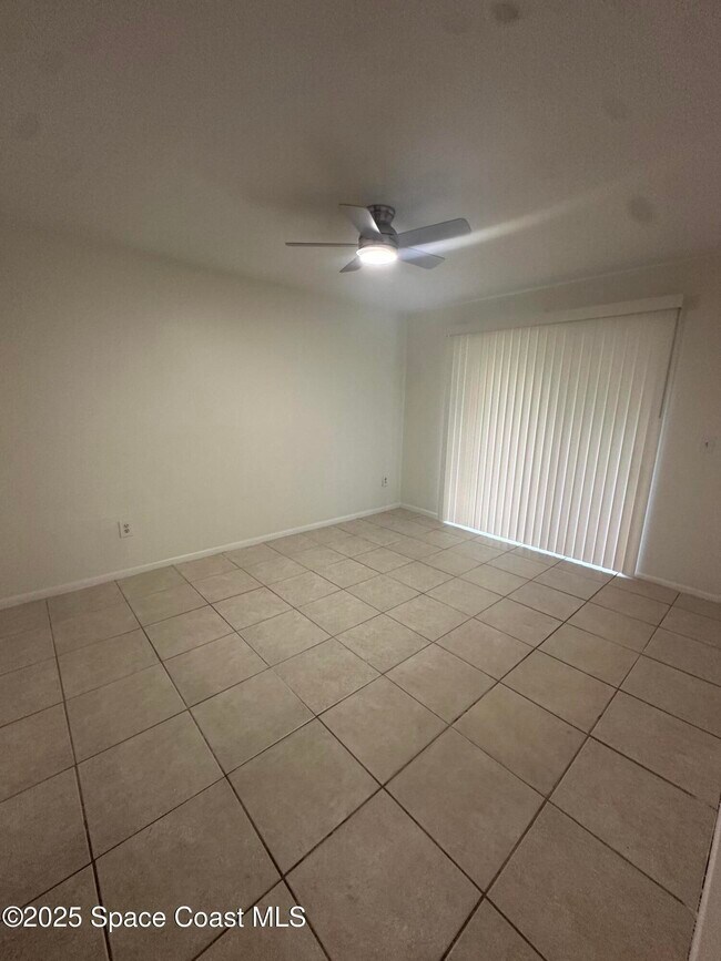 Building Photo - 3694 Brentwood Ct