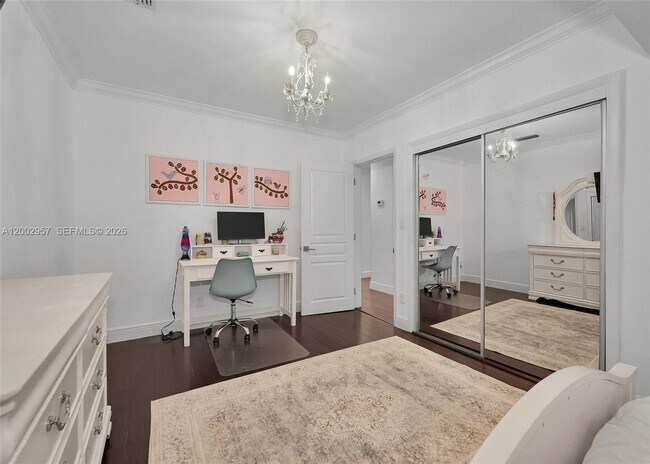 Building Photo - 6134 SW 28th St