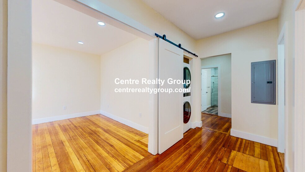Building Photo - 51 Donnybrook Rd