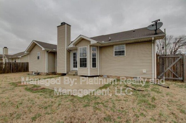 Building Photo - 2630 Del Ray Dr