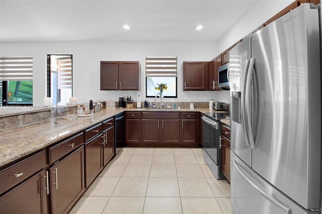 Building Photo - 22760 SW 105th Ave