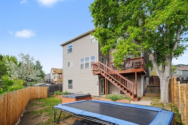 Building Photo - 448 Somerset Dr