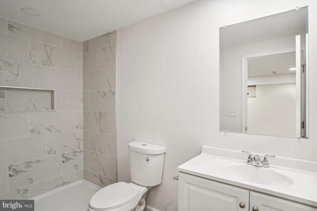 Building Photo - 1316 Pear Tree Ct