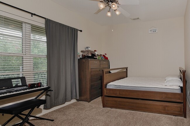 Building Photo - 79 History Row