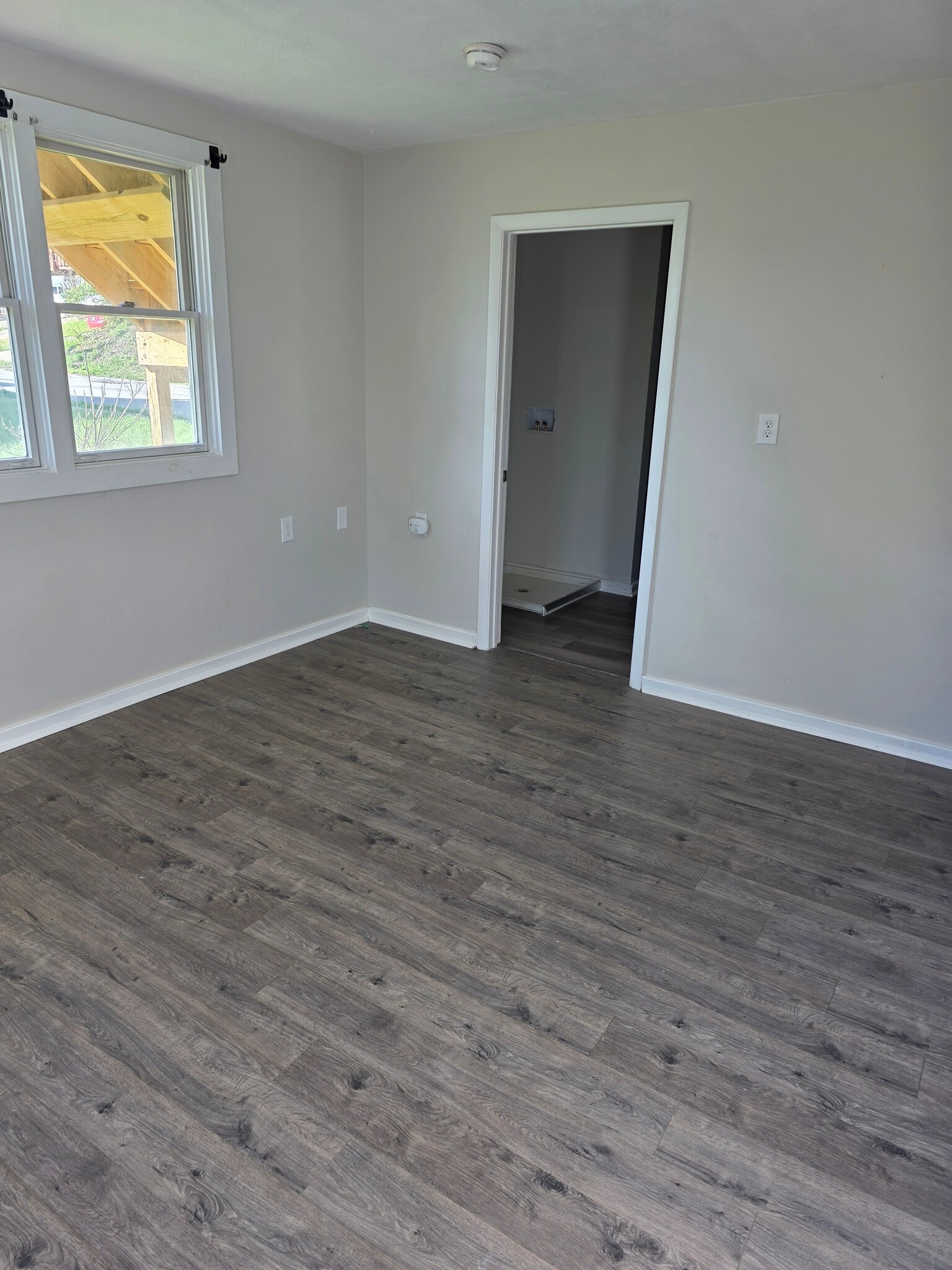 Livingroom - 5 Fountain St