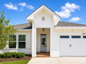 Building Photo - 465 Karcher Ave