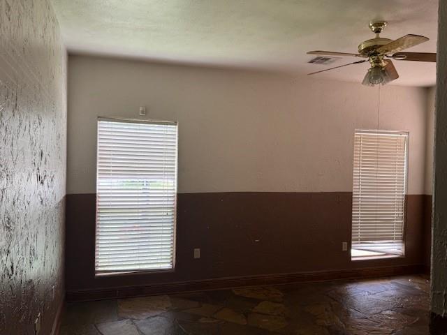 Building Photo - 13829 Quention Dr