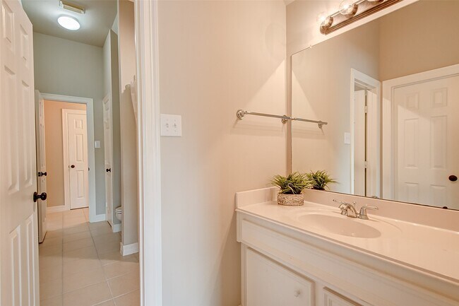 Building Photo - 23707 Thornsby Ct