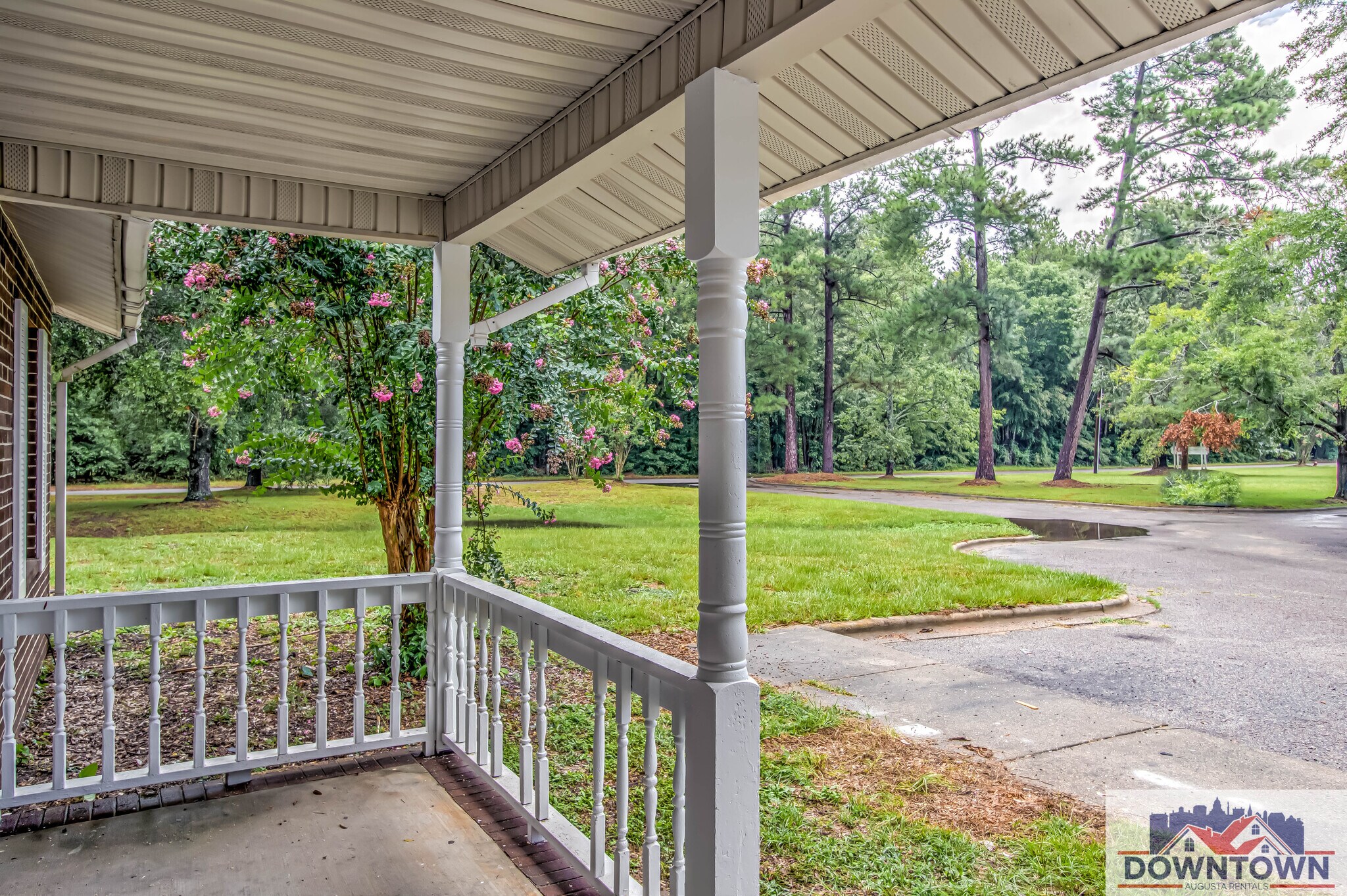 Building Photo - 216 Patton Dr