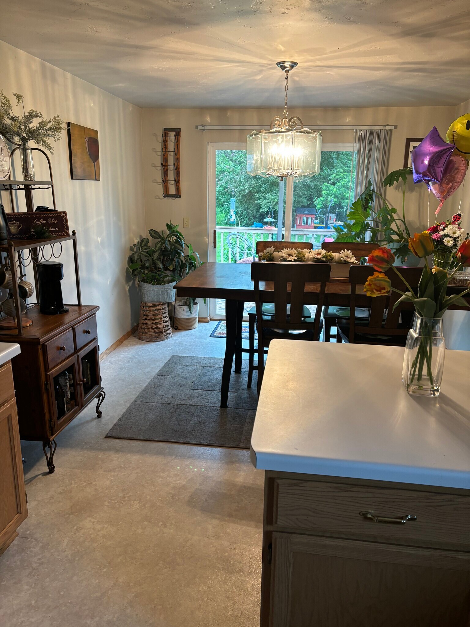 Building Photo - 2059 Schanock Dr